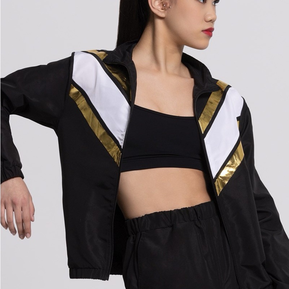 Metallic Chevron Jacket LC
AH12834
Weissman Mixify